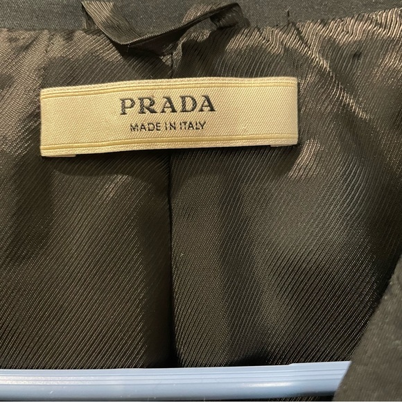 Prada Blazer Jacket Black Made in Italy Size 12 equivalent to EU 44 Three Snap - Picture 12 of 15